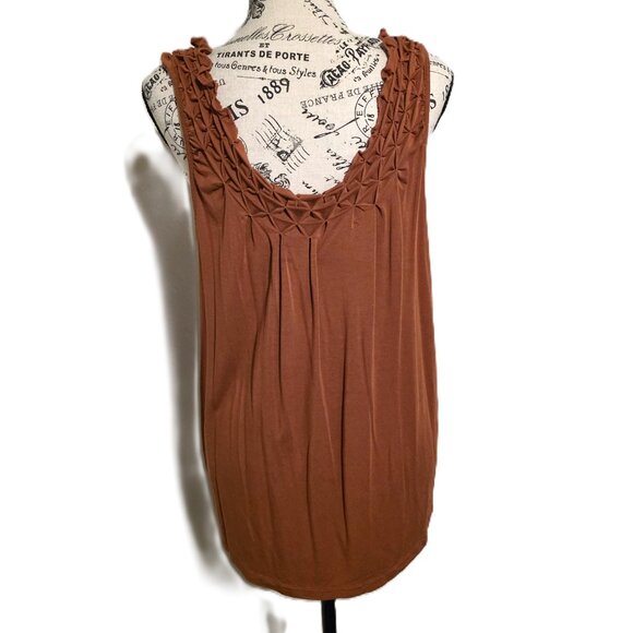 Rust Colored Tank - Picture 3 of 4